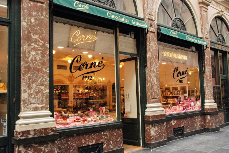 ecommerce-POURRIERES-min_chocolate_chocolaterie_shop_luxury_chic_gallery_brussels_belgium-558146